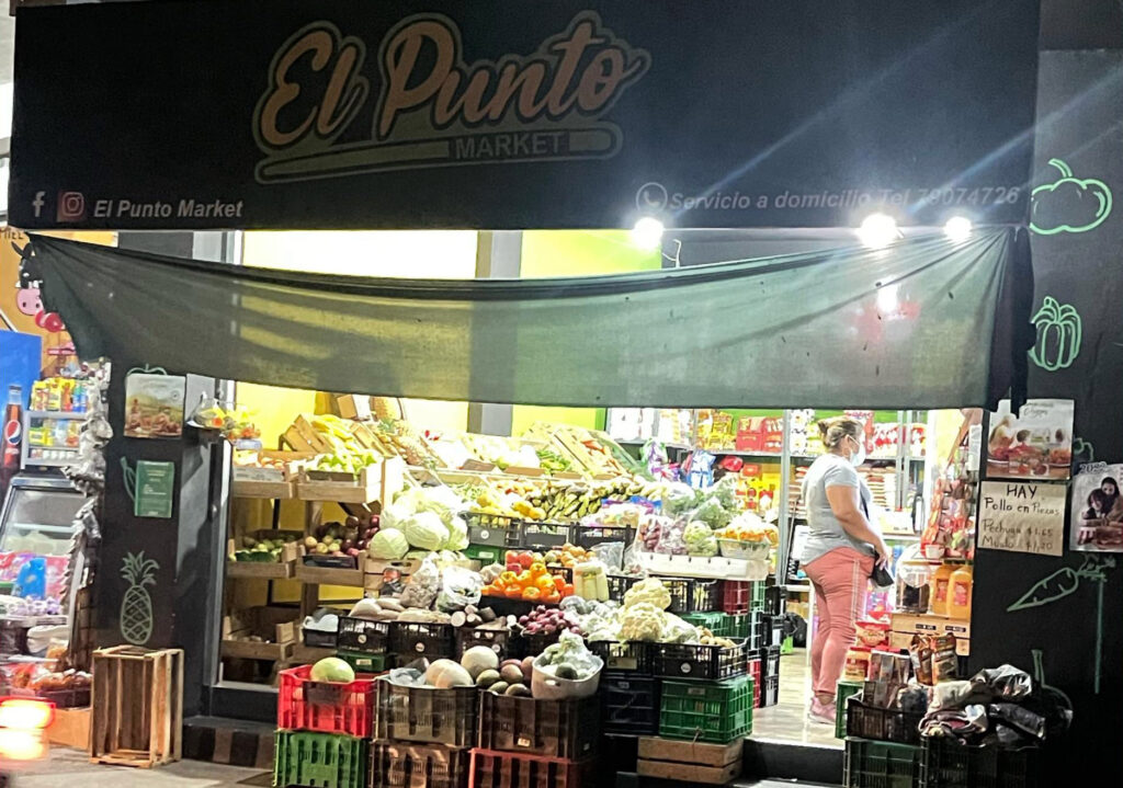 El Punto Market 2